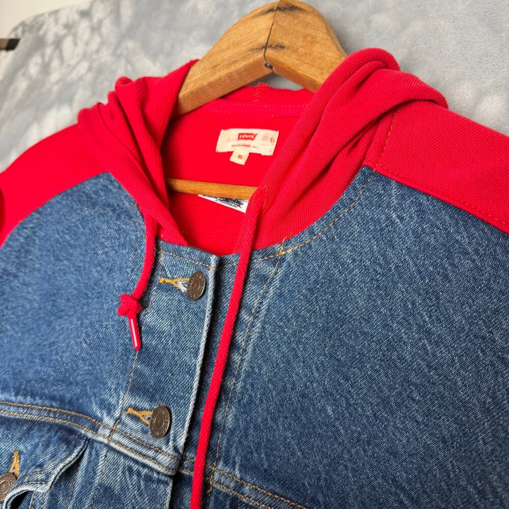 Levi's‎ Jacket Women's Size XL Denim Button Up Hoodie Red Cotton Stretch